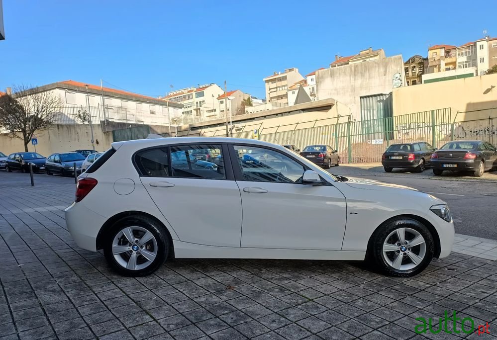 2013' BMW 116 I Sport Line photo #6