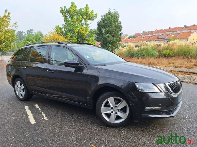 2018' Skoda Octavia Break photo #1