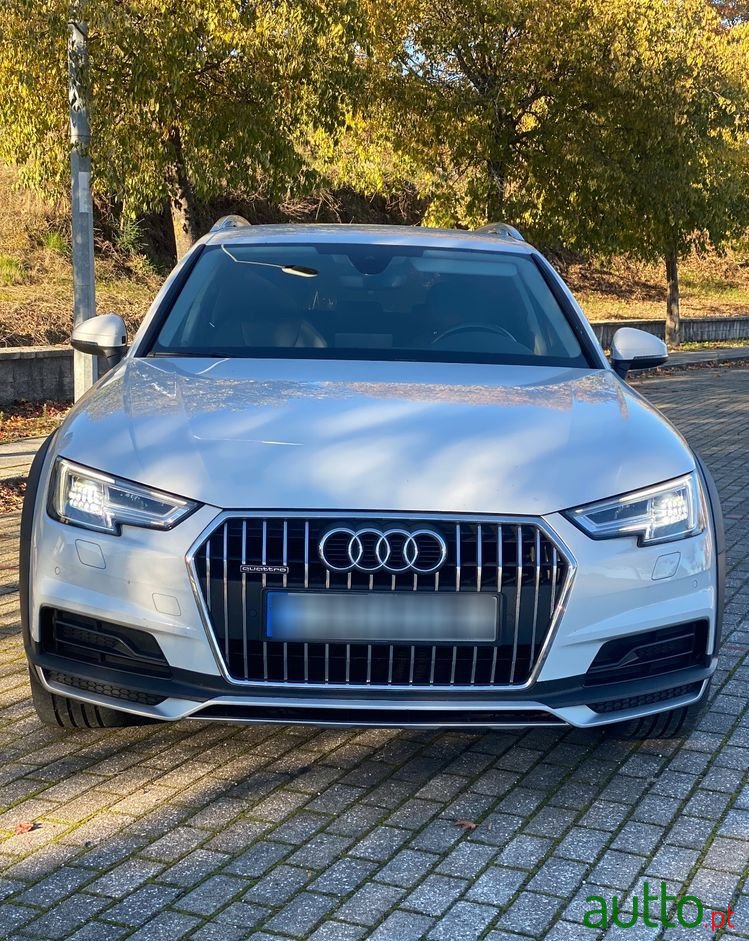 2017' Audi A4 Allroad photo #6