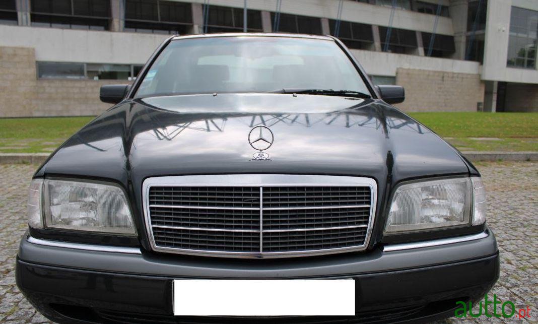 1995' Mercedes-Benz C-250 Elegance photo #3