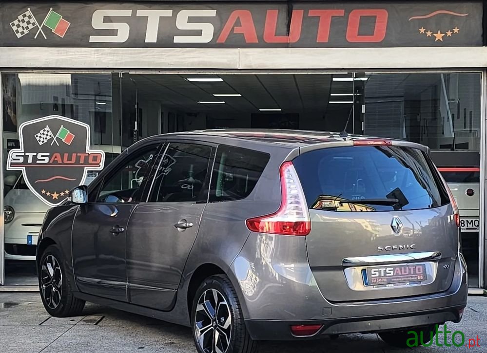 2016' Renault Grand Scenic photo #4