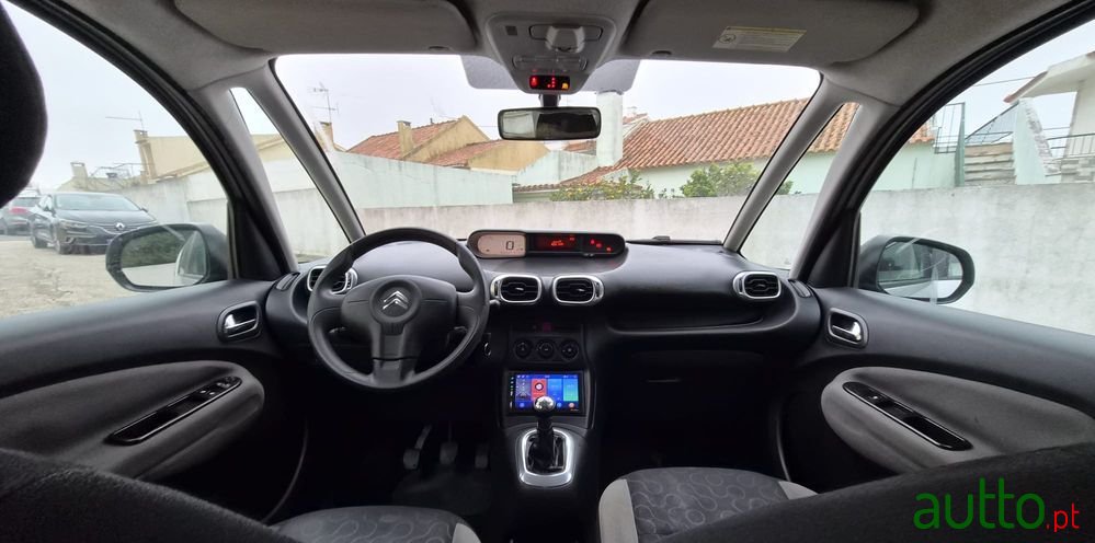 2009' Citroen C3 Picasso 1.4 Vti photo #6