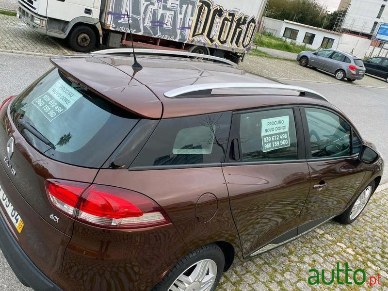 2014' Renault Clio Sport Tourer photo #4