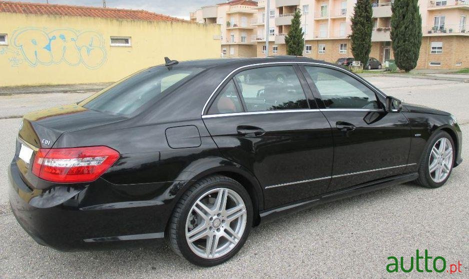 2010' Mercedes-Benz E-250 Cdi Amg photo #2