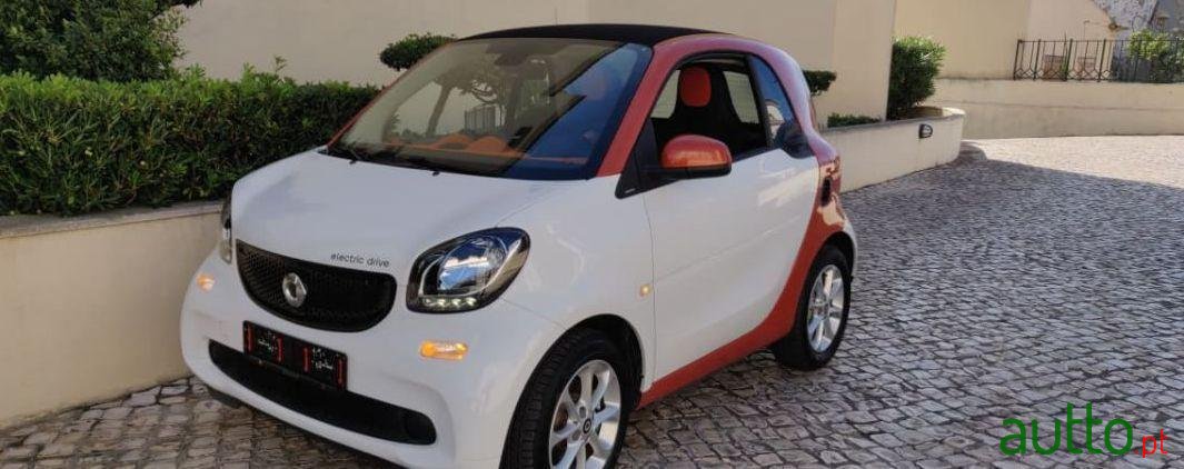 2017' Smart Fortwo photo #1