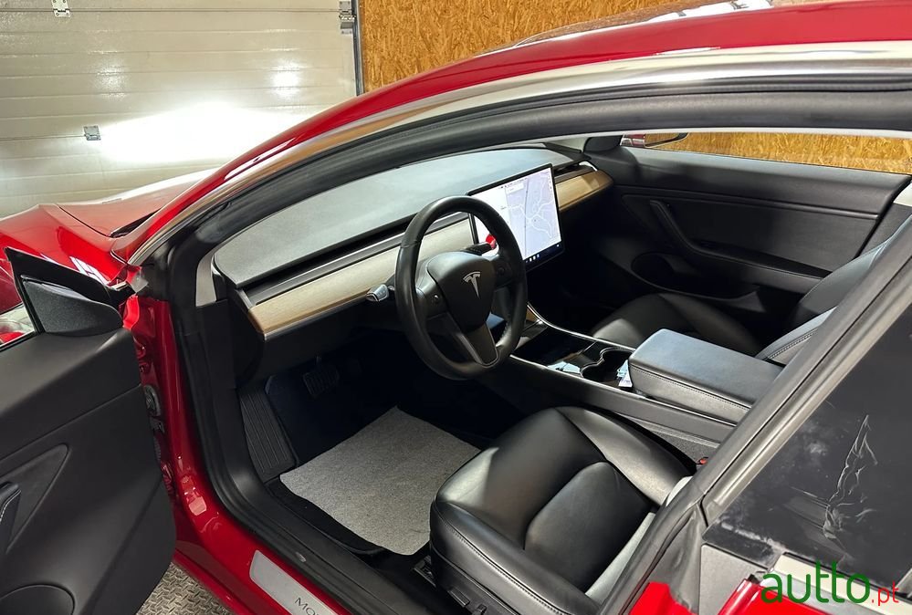 2019' Tesla Model 3 photo #5