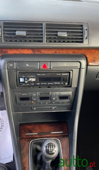 2006' Audi A4 Avant photo #6