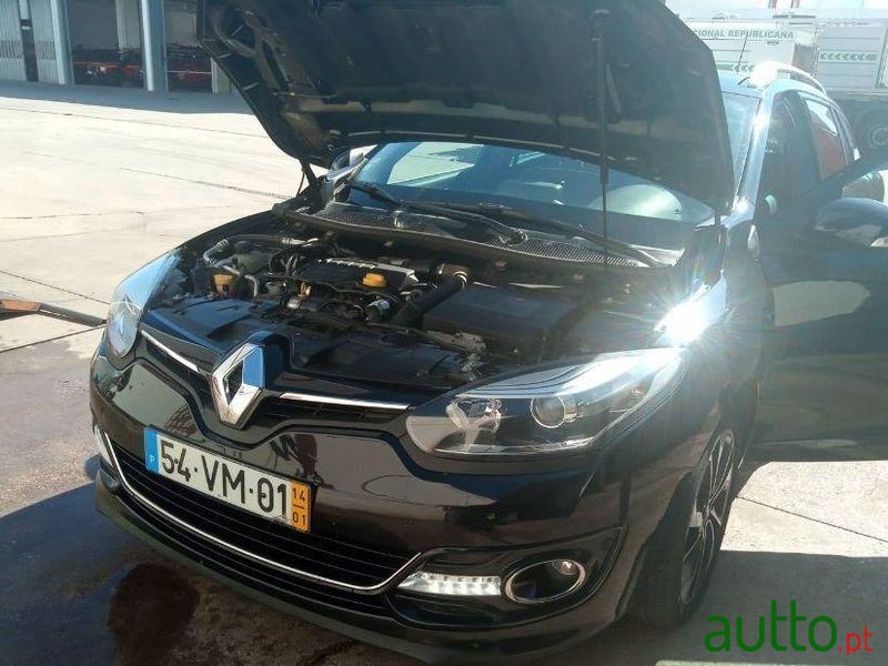 2014' Renault Megane photo #1