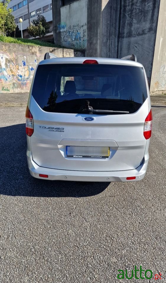 2019' Ford Tourneo Courier photo #3