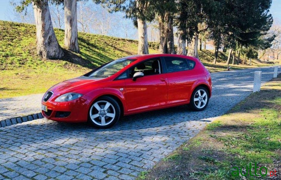 2005' SEAT Leon 2.0 Tdi Sport Up photo #2