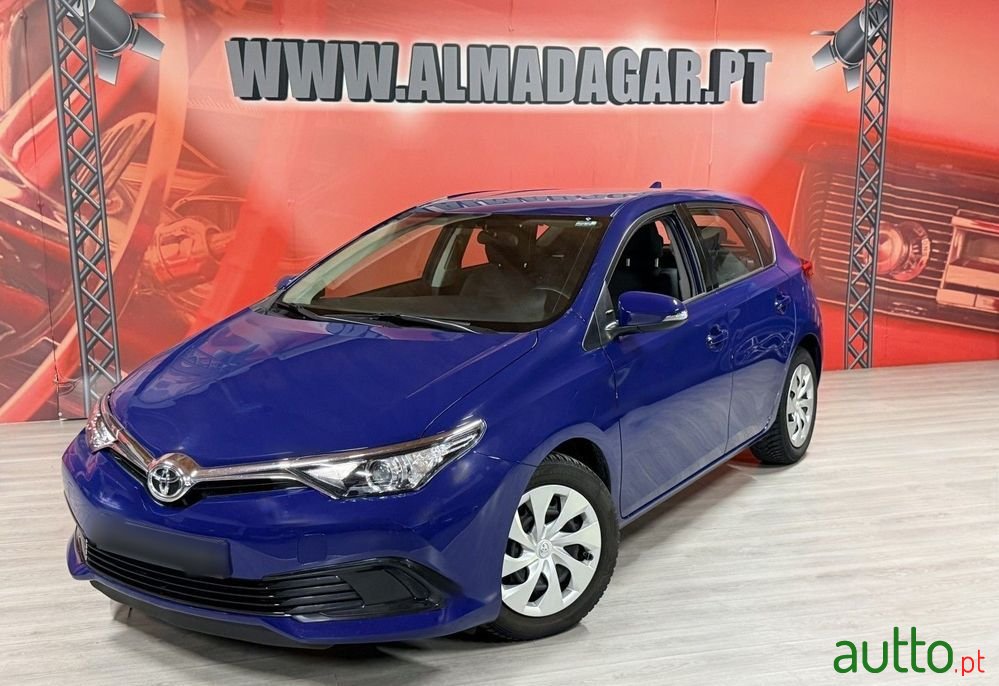2018' Toyota Auris 1.33 Vvt-I Active+Ac photo #1