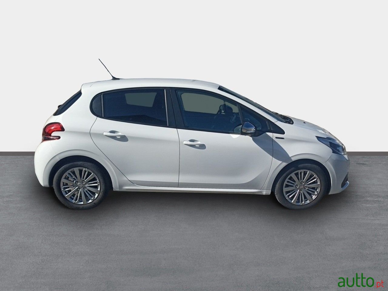 2019' Peugeot 208 photo #4