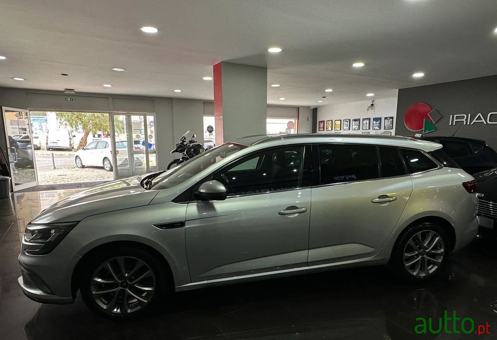 2018' Renault Mégane Sport Tourer photo #5