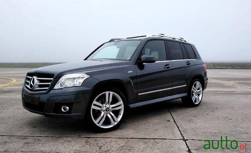2008' Mercedes-Benz Glk-320 Edition 1 photo #4