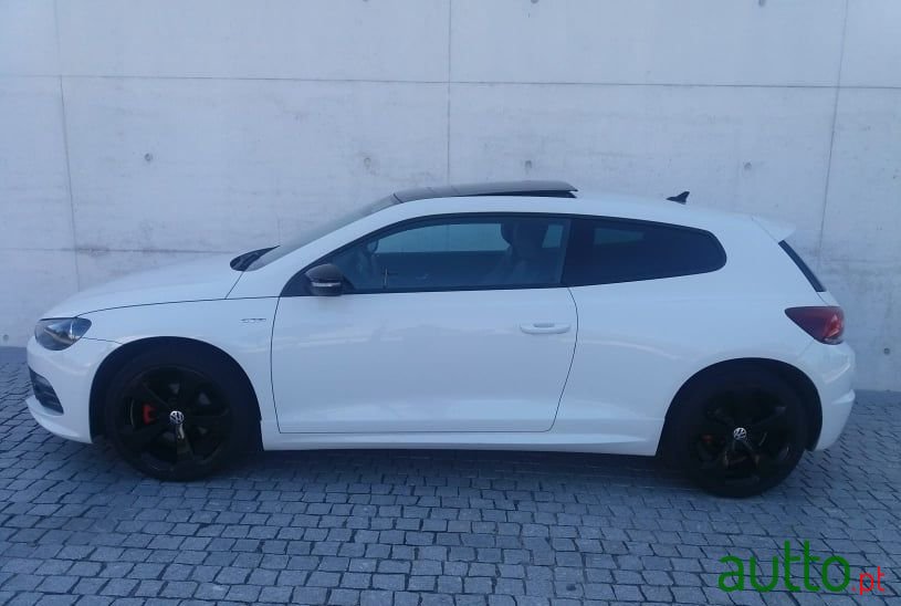 2013' Volkswagen Scirocco photo #6