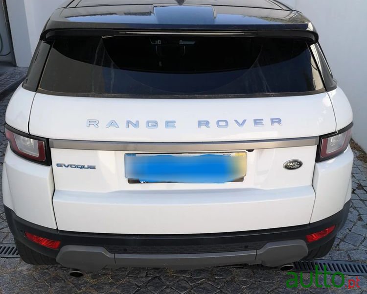 2017' Land Rover Range Rover Evoque photo #3