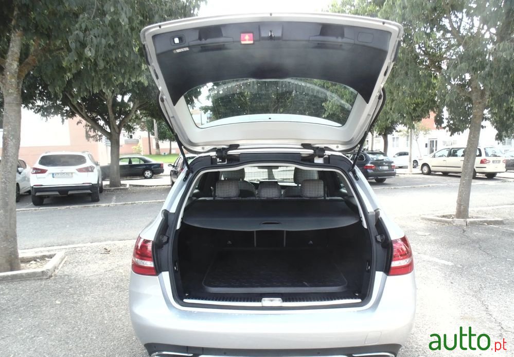 2016' Mercedes-Benz C 220 photo #5