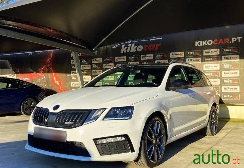 2019' Skoda Octavia Break photo #4