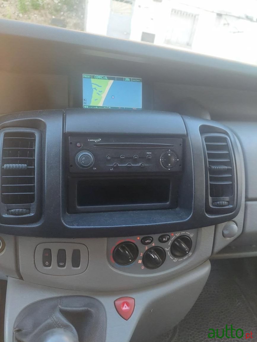 2009' Renault Trafic photo #4