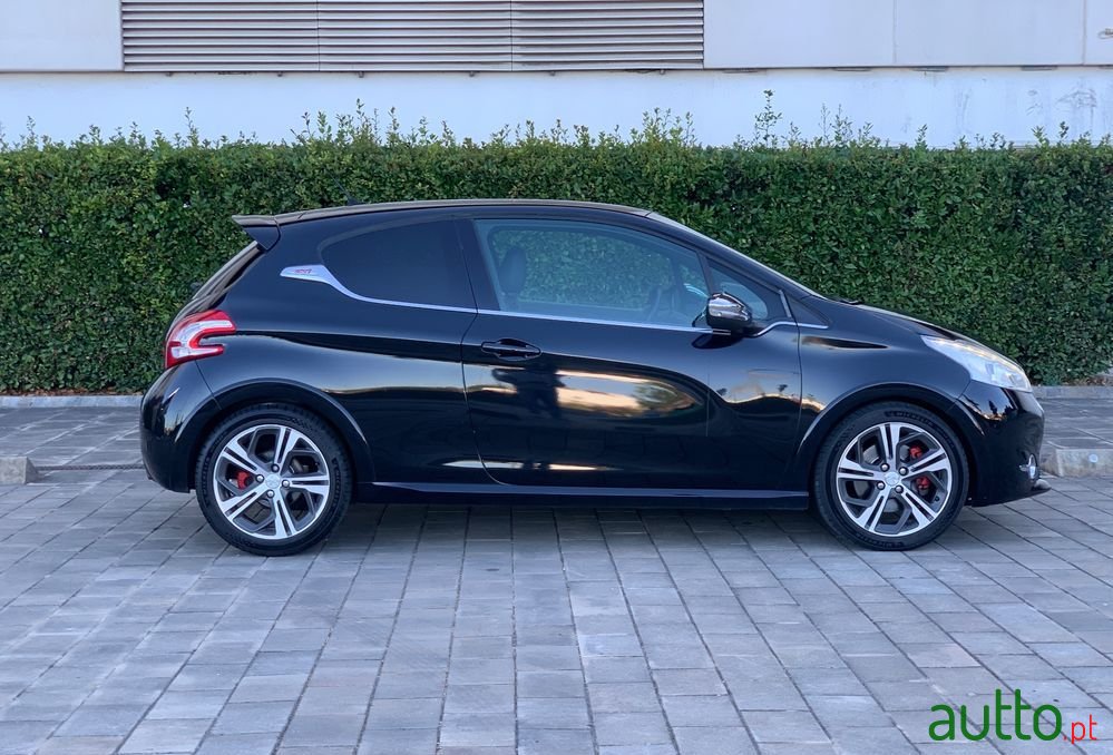 2013' Peugeot 208 1.6 Thp Gti photo #2