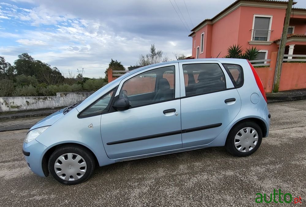 2006' Mitsubishi Colt 1.1 E-Motion photo #3