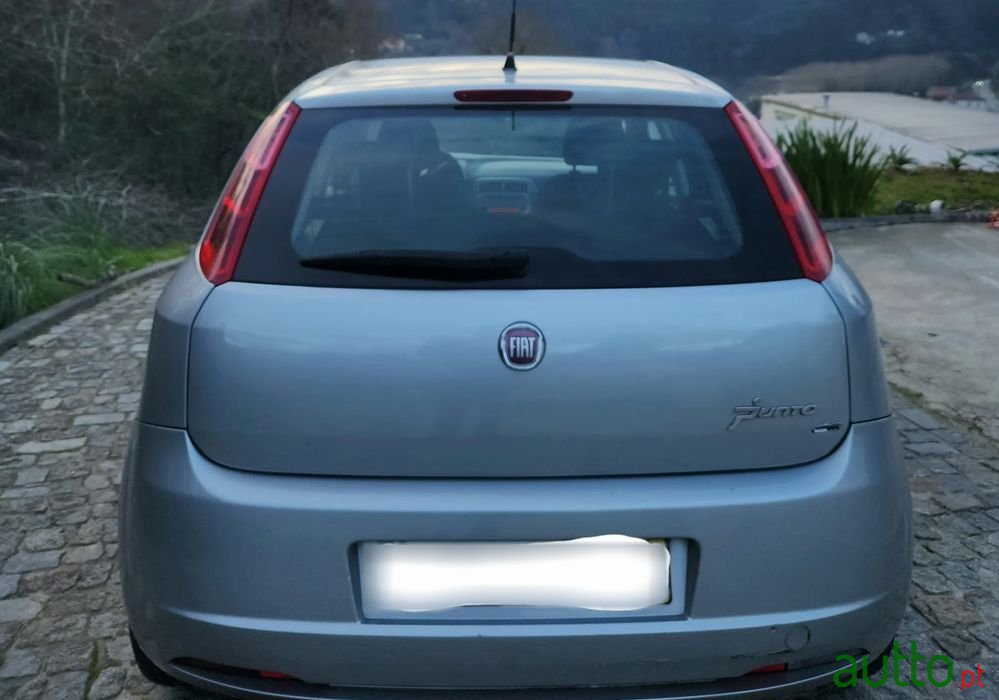 2009' Fiat Grande Punto photo #5