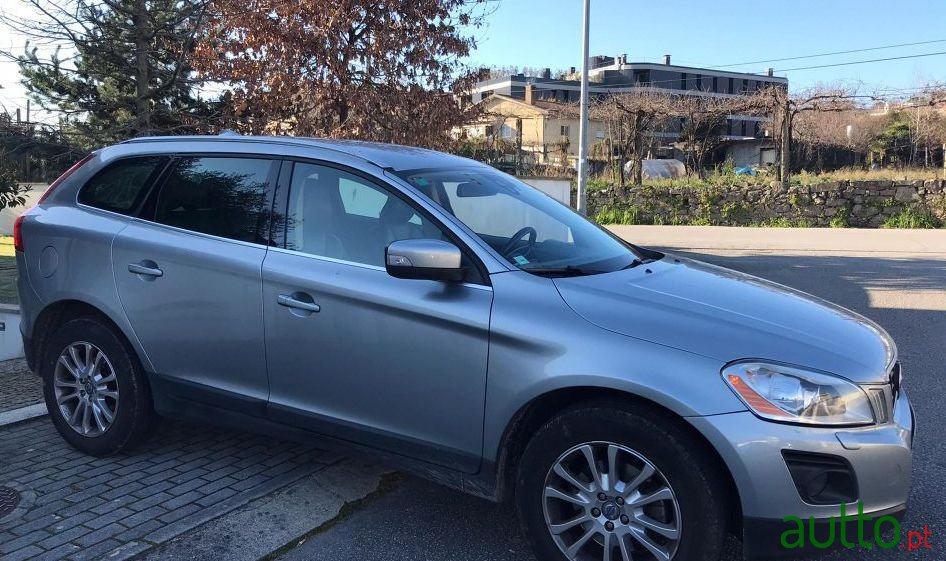 2009' Volvo Xc-60 photo #2