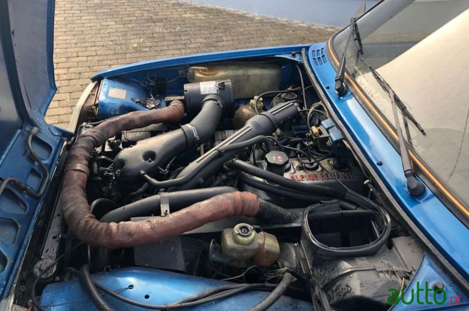1983' Renault 5 Alpine Turbo photo #2