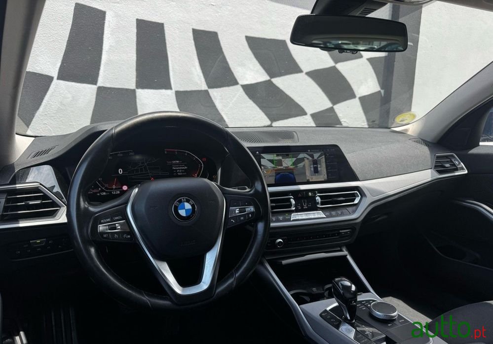 2019' BMW Série 3 D Touring Aut. photo #4