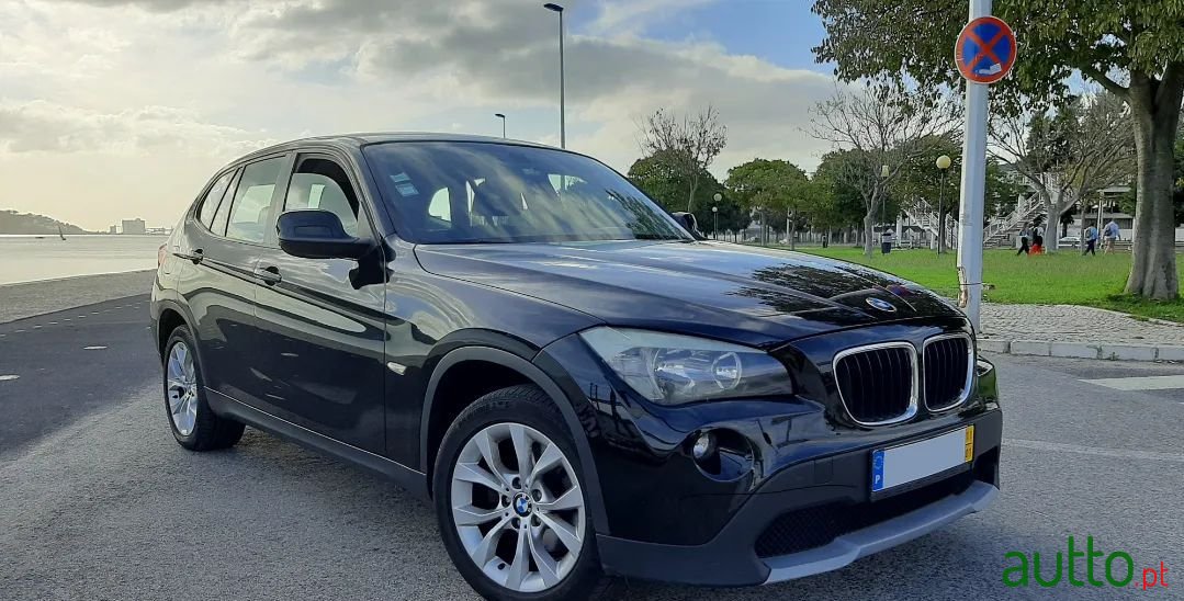 2011' BMW X1 photo #5