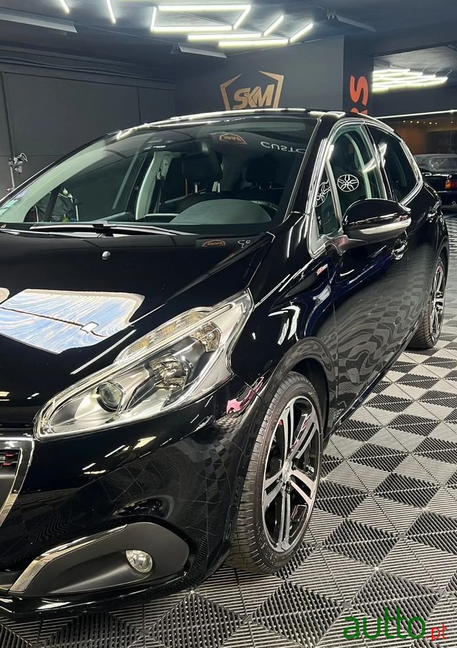 2016' Peugeot 208 photo #1