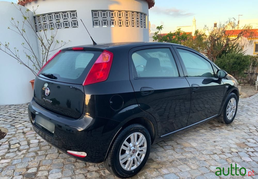 2017' Fiat Punto photo #4