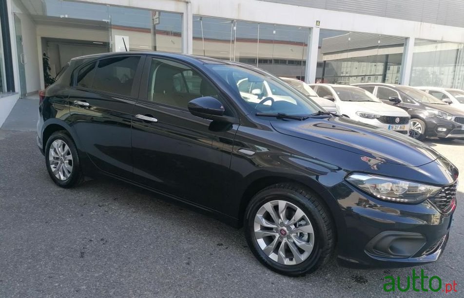 2019' Fiat Tipo photo #3