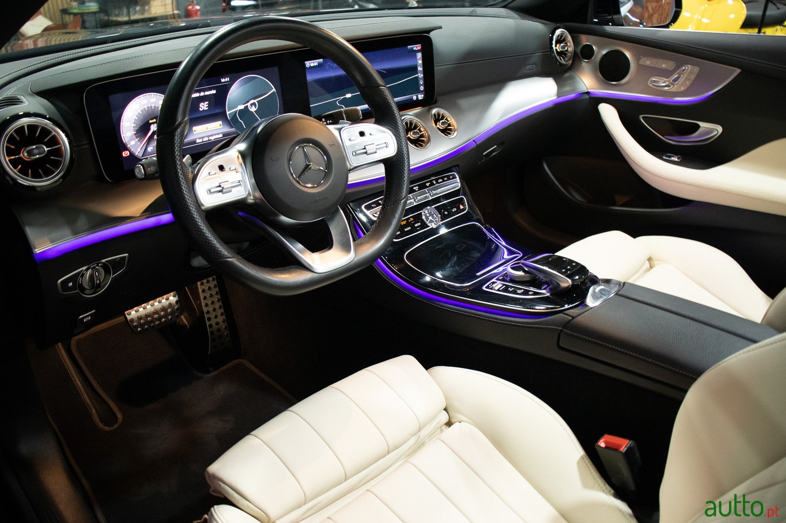 2020' Mercedes-Benz E 300 photo #3