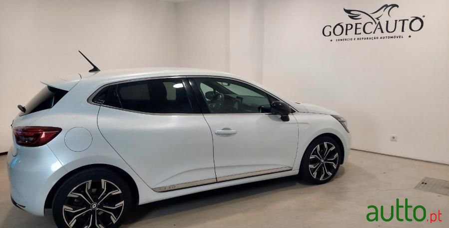 2021' Renault Clio photo #6