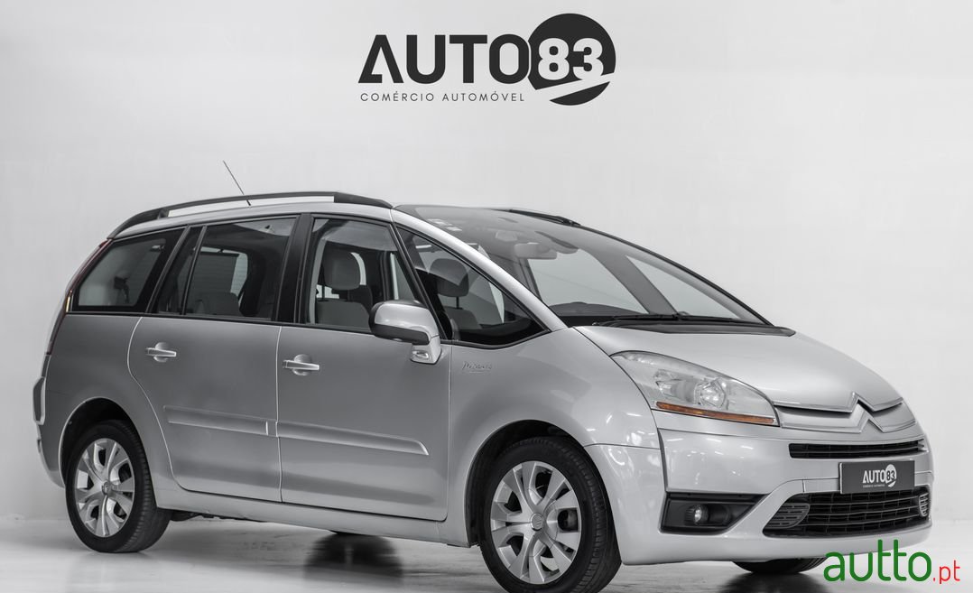 2008' Citroen C4 Grand Picasso photo #1