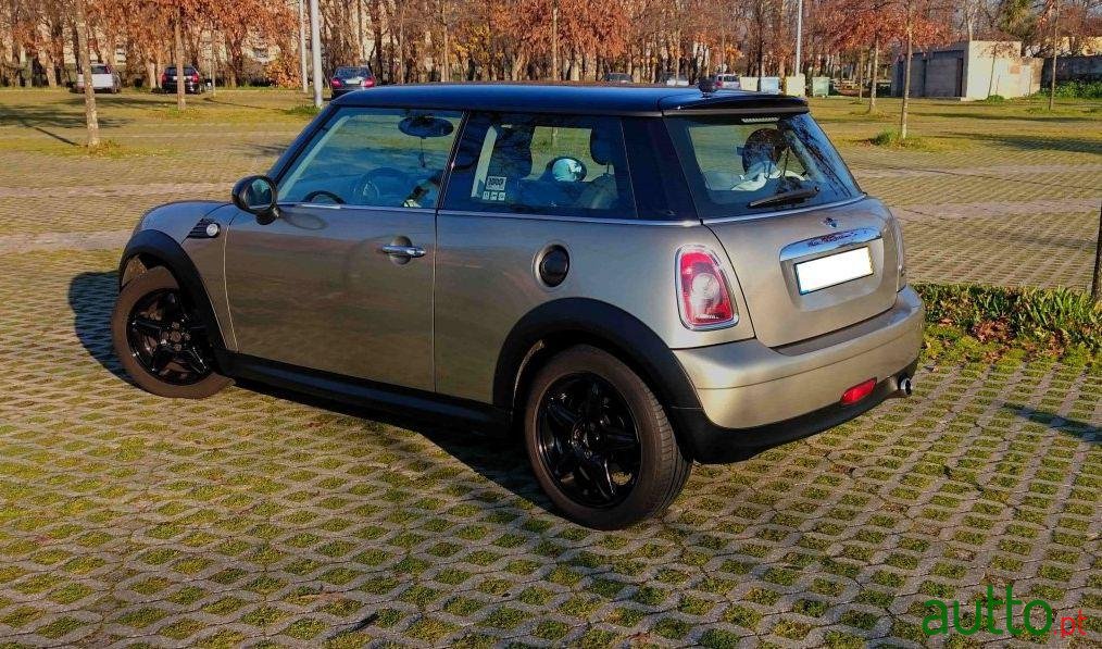 2008' MINI Cooper D photo #3