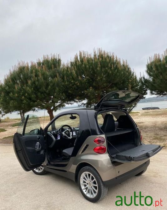 2009' Smart Fortwo photo #3