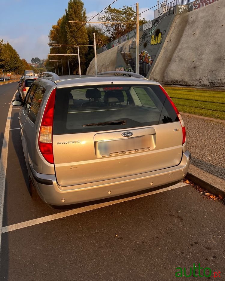 2005' Ford Mondeo Sw photo #3