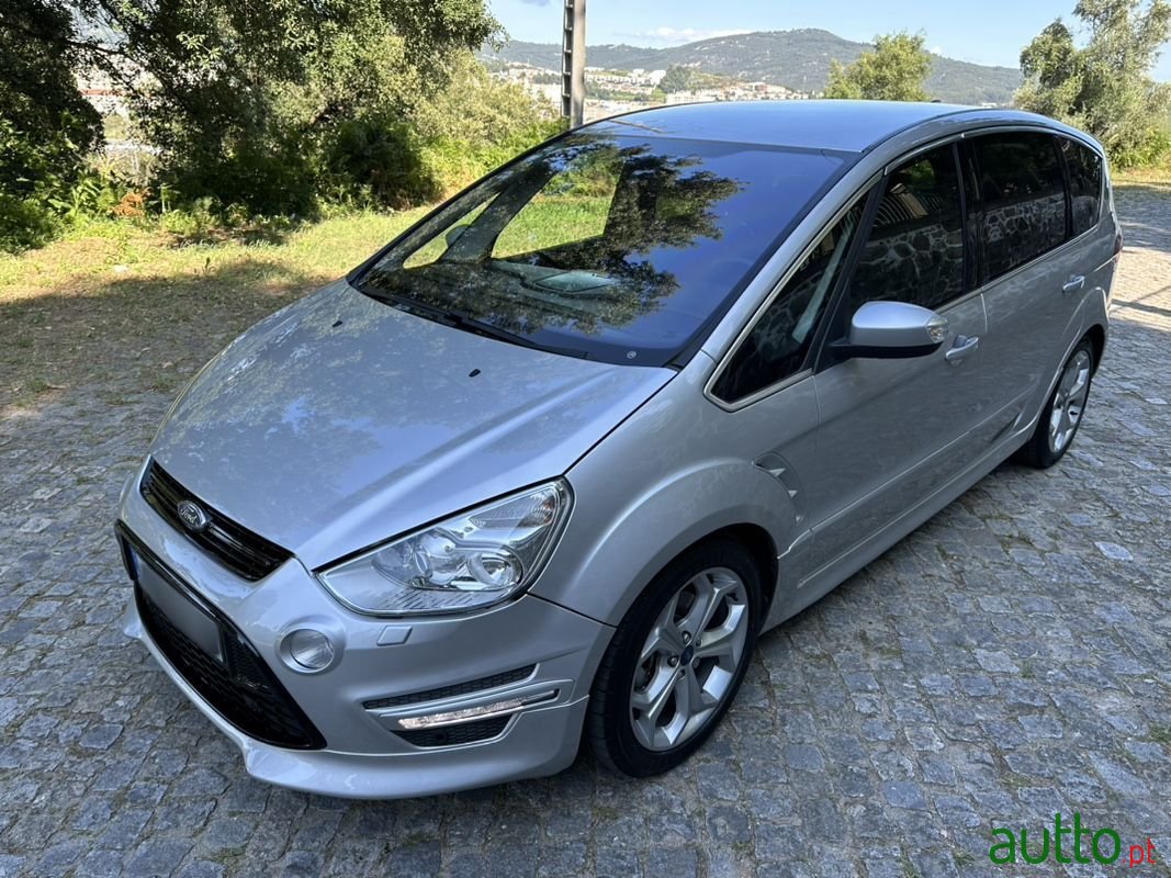 2011' Ford S-Max photo #6