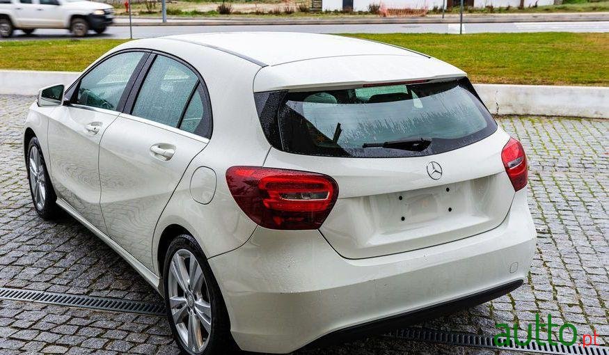 2016' Mercedes-Benz A-180 photo #2