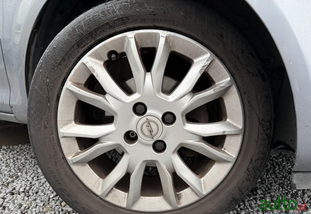 2008' Opel Corsa 1.3 Cdti Enjoy photo #3