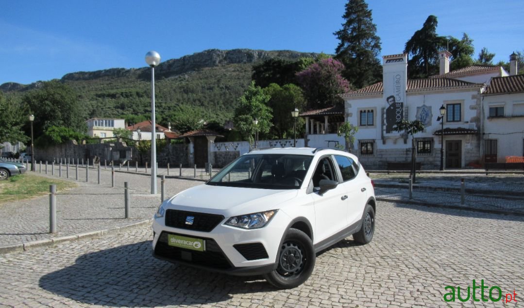 2019' SEAT Arona photo #1