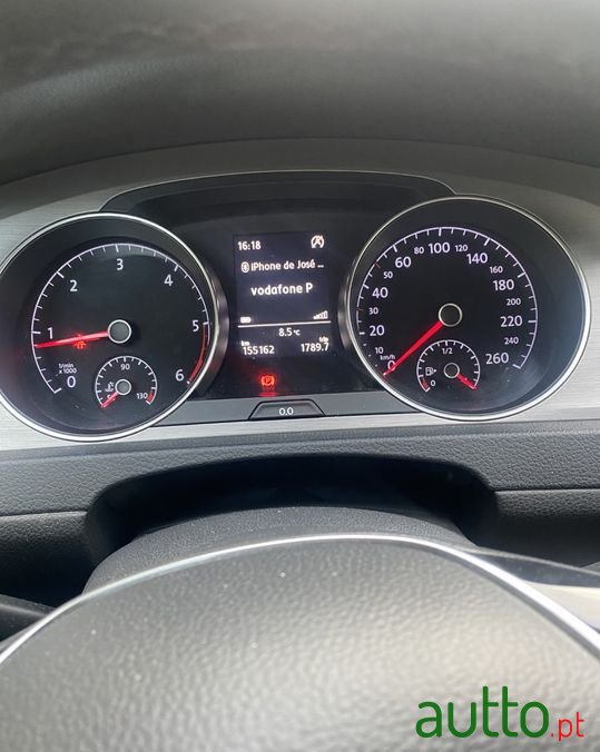 2016' Volkswagen Golf photo #3