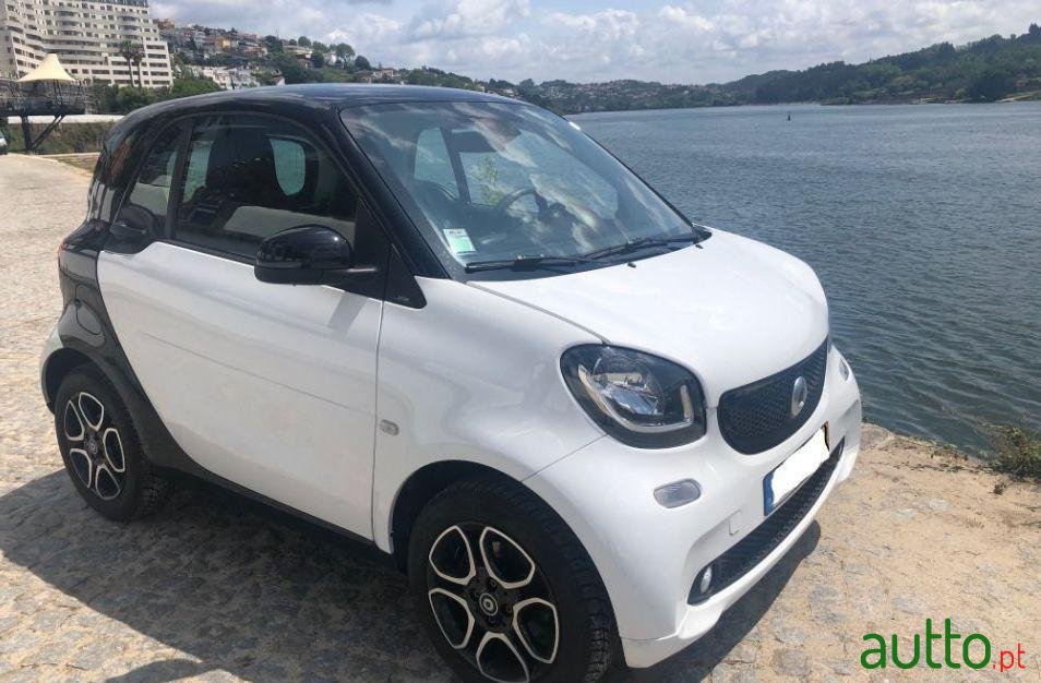 2016' Smart Fortwo photo #2