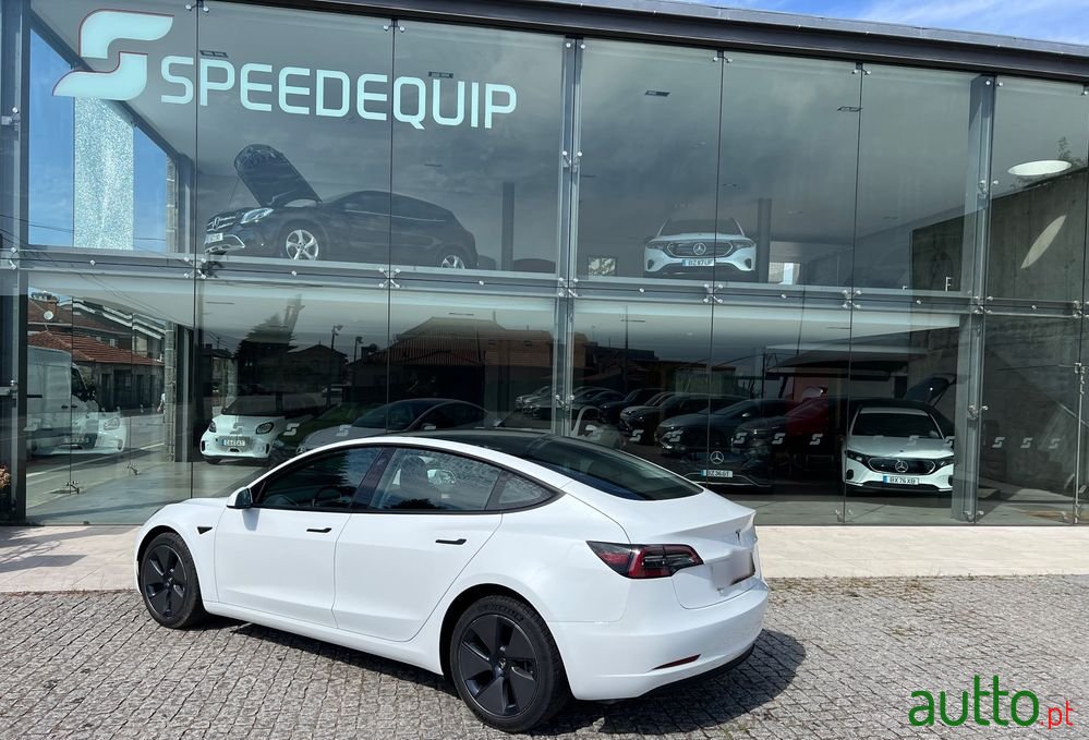 2022' Tesla Model 3 Standard Rwd photo #3