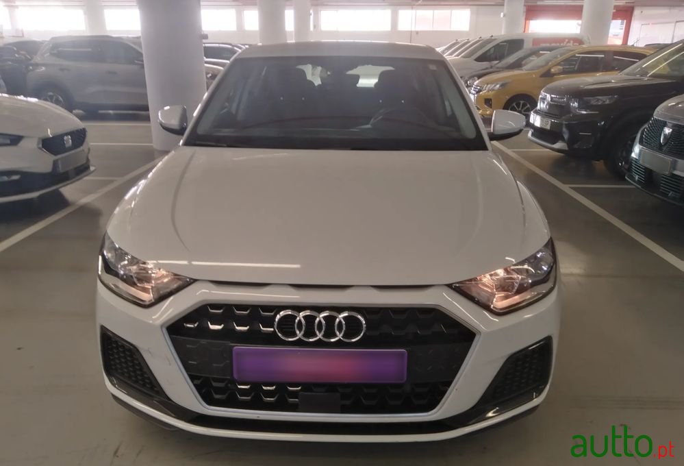 2023' Audi A1 Sportback photo #1