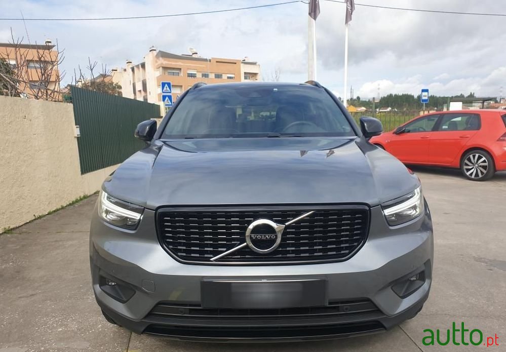 2018' Volvo Xc 40 photo #2