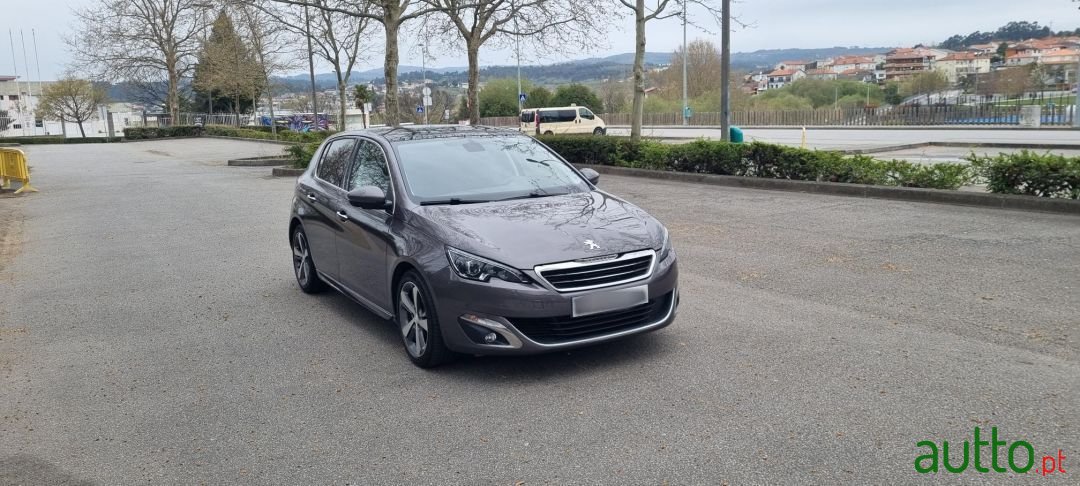 2014' Peugeot 308 photo #4