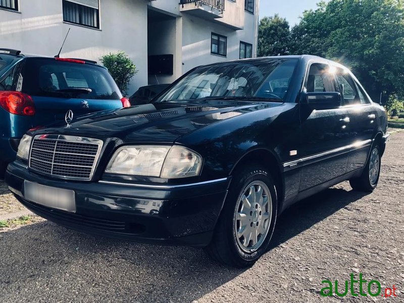 1997' Mercedes-Benz Classe C photo #1